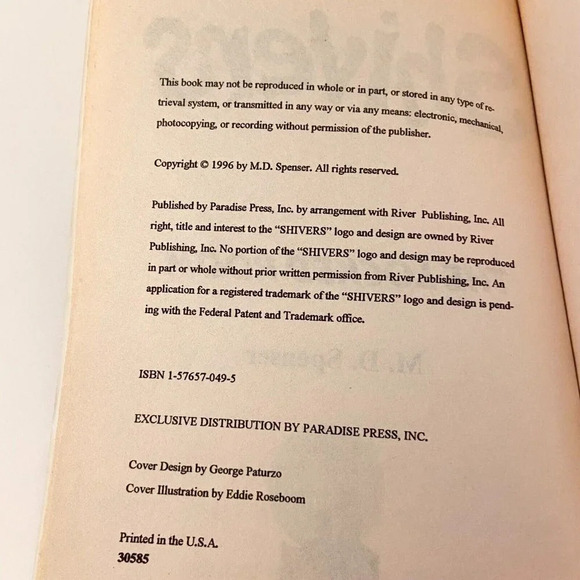 Vintage 1996 Lot of 2 Shivers The Locked Room and Ghost Writer Books No 3 and 5 - Picture 11 of 16